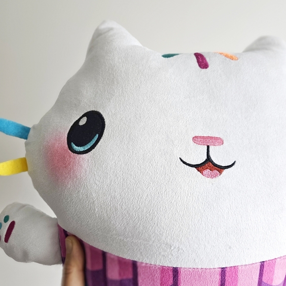 DreamWorks Gabby's Dollhouse Cakey Kids Bedding Super Soft Plush Cuddle Pillow - Picture 4 of 11